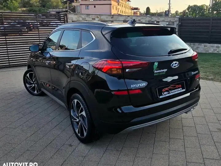 Hyundai Tucson III 2.0 CRDI 4WD 6AT Luxury Pack+