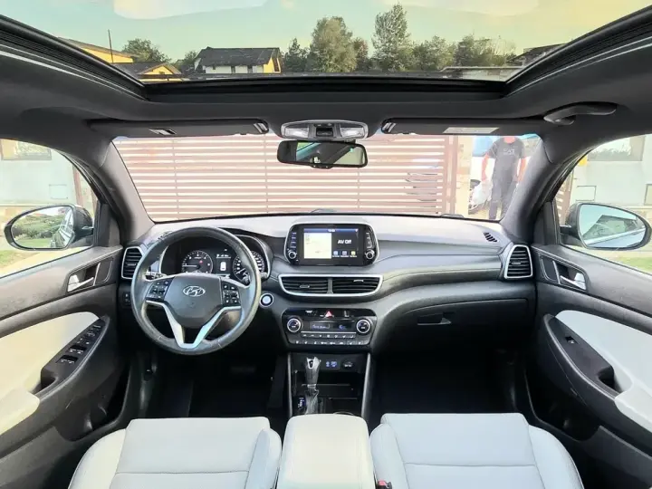 Hyundai Tucson III 2.0 CRDI 4WD 6AT Luxury Pack+