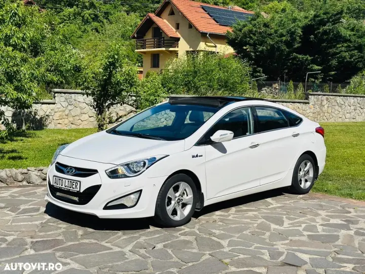 Hyundai i40 1.7 CRDI DPF Sedan Supreme+