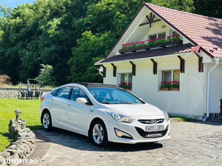 Hyundai i40 1.7 CRDI DPF Sedan Supreme+