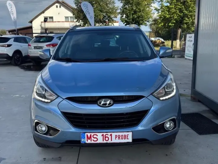 Hyundai ix35 1.7 CRDI 2WD blue Finale Silver
