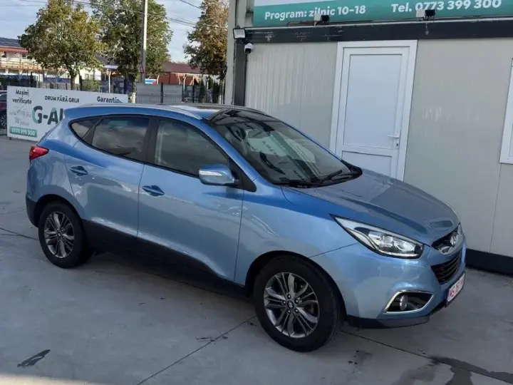 Hyundai ix35 1.7 CRDI 2WD blue Finale Silver