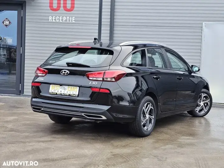 Hyundai i30 1.6 CRDI DCT Trend