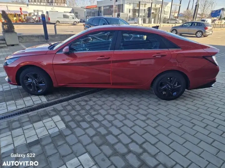 Hyundai Elantra VII 1.6 l 123 CP 6MT Highway