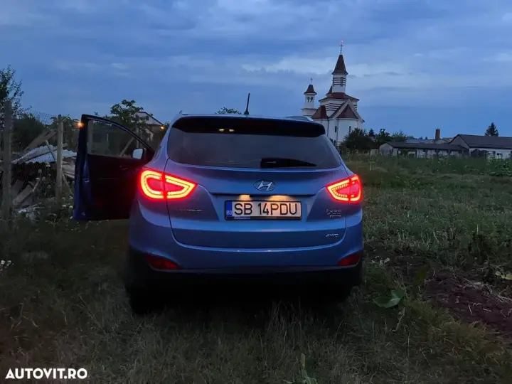 Hyundai ix35 2.0 CRDI 4WD Fifa World Cup Gold Edition