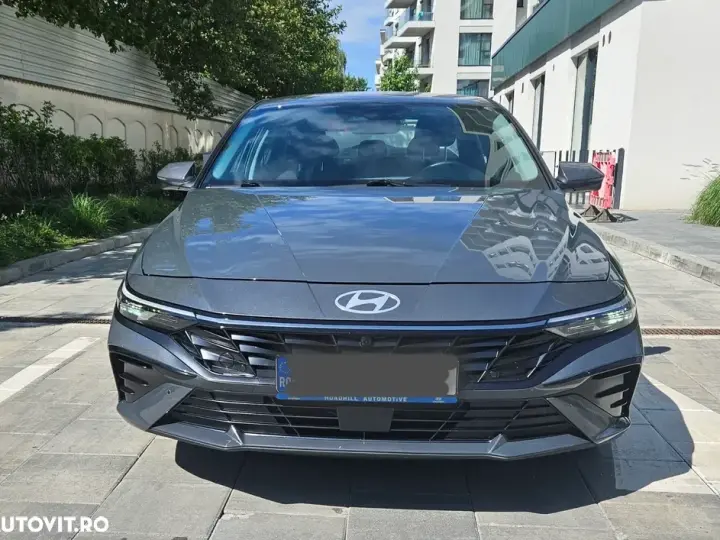 Hyundai Elantra VII 1.6 l 123 CP CVT Exclusive