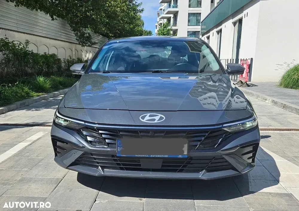 Hyundai Elantra VII 1.6 l 123 CP CVT Exclusive — imagine 3