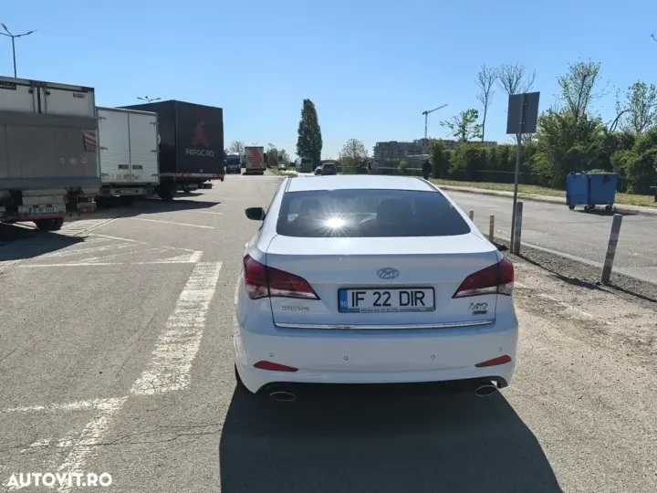 Hyundai i40 1.7 CRDI CW 7DCT Supreme+