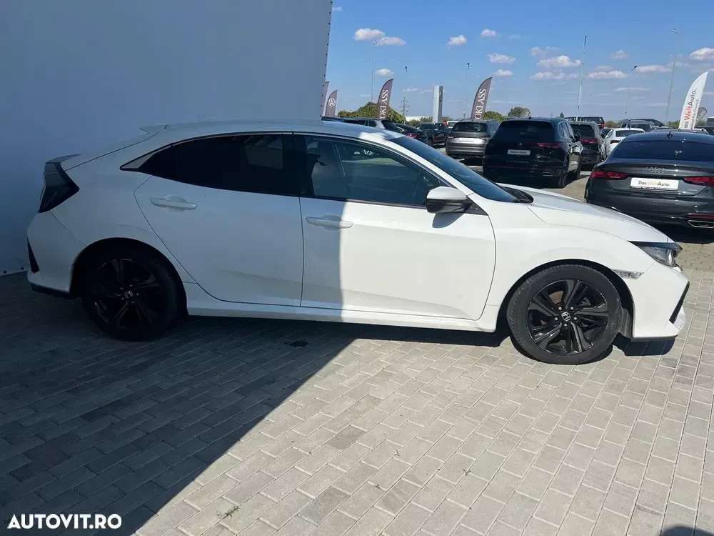 Honda Civic X 1.0 VTEC Turbo Elegance — imagine 6