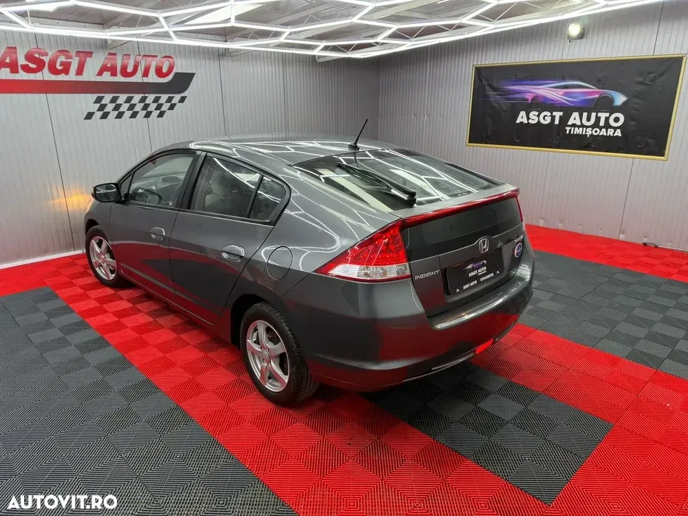 Honda Insight — imagine 5