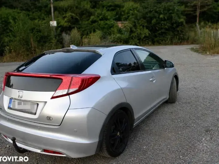 Honda Civic IX 1.8i Sport