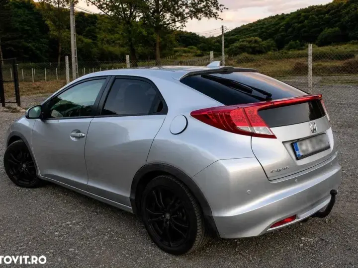 Honda Civic IX 1.8i Sport