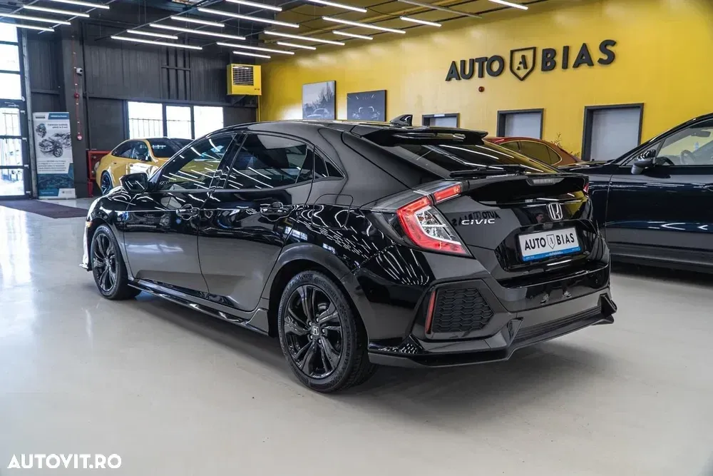 Honda Civic 1.0 VTEC Turbo Elegance — imagine 5