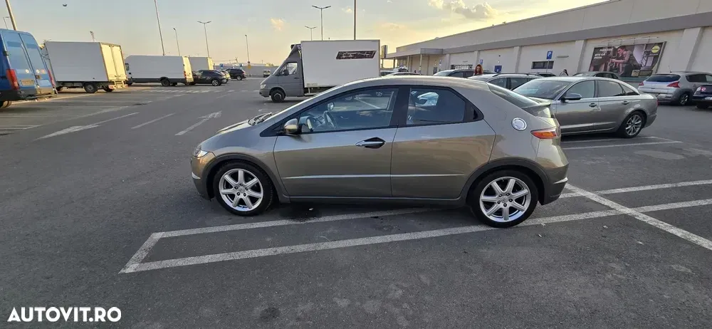 Honda Civic VIII — imagine 3