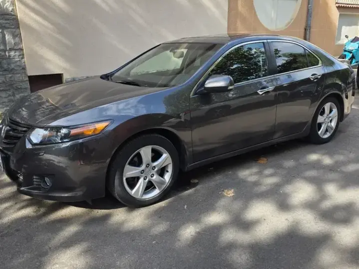 Honda Accord VIII