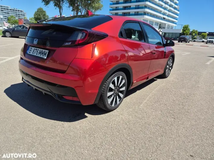 Honda Civic VIII 1.8 i-VTEC MT Elegance