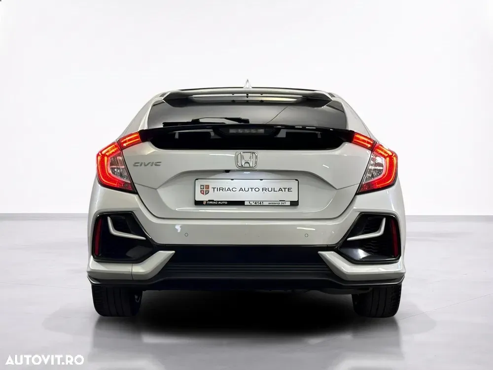 Honda Civic — imagine 4