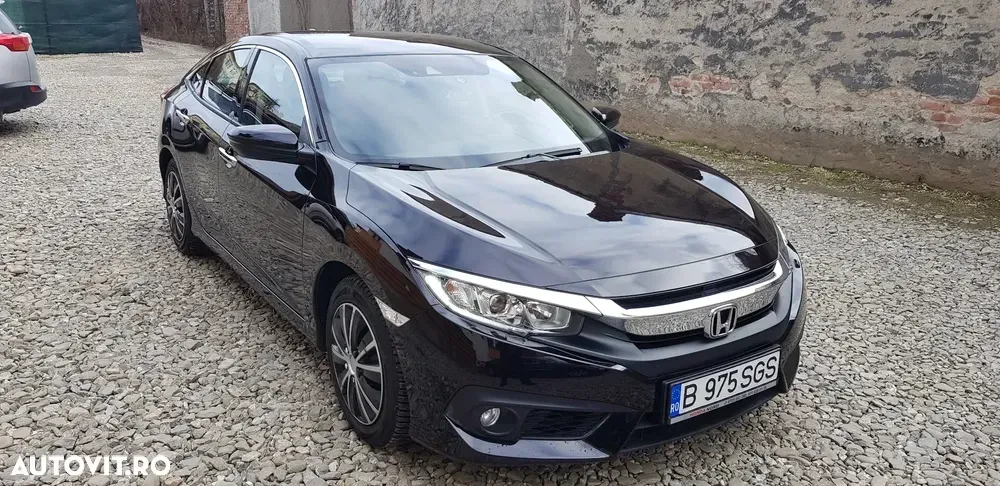 Honda Civic X 1.5 VTEC Turbo Elegance Navi — imagine 3