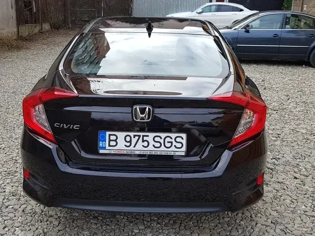 Honda Civic X 1.5 VTEC Turbo Elegance Navi