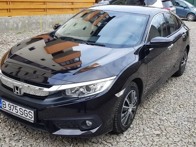 Honda Civic X 1.5 VTEC Turbo Elegance Navi