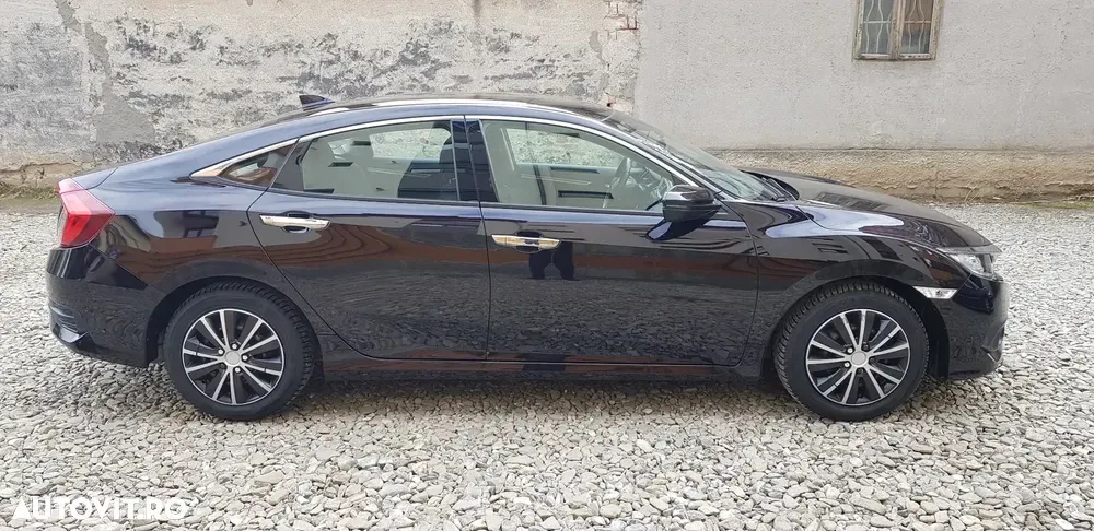 Honda Civic X 1.5 VTEC Turbo Elegance Navi — imagine 4