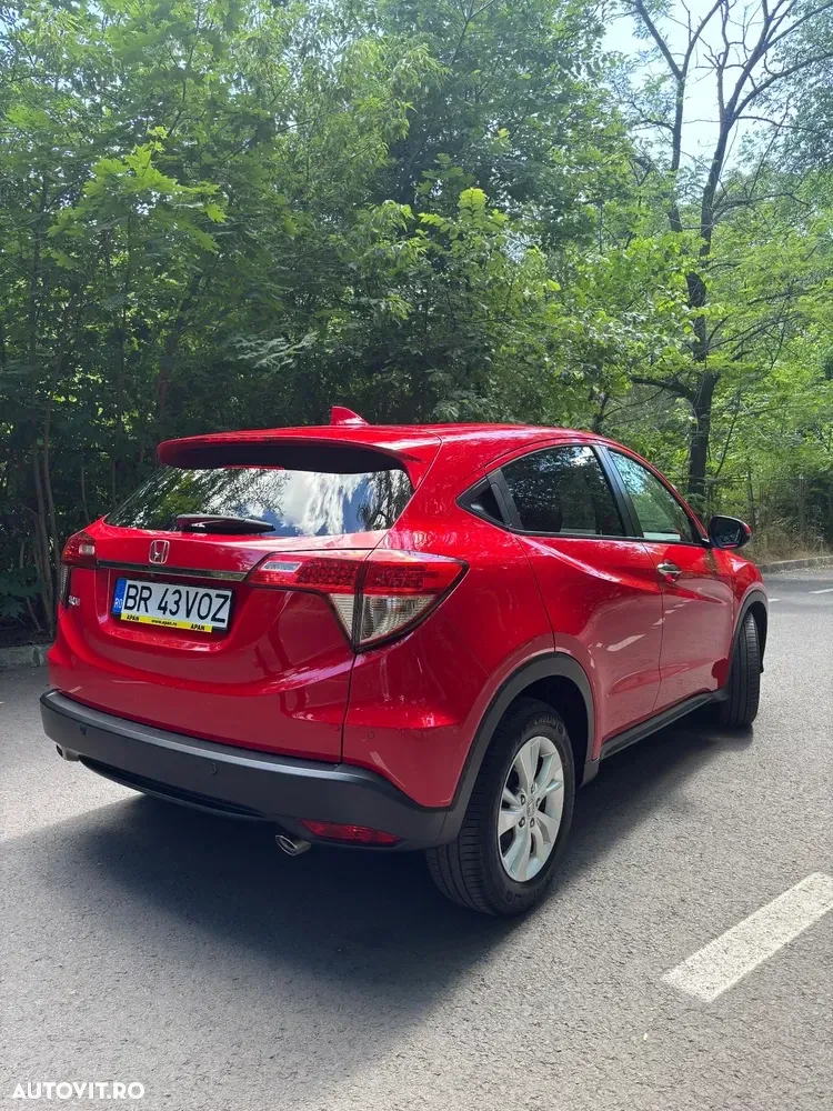 Honda HR-V 1.5 i-VTEC 4x2 CVT Elegance — imagine 4
