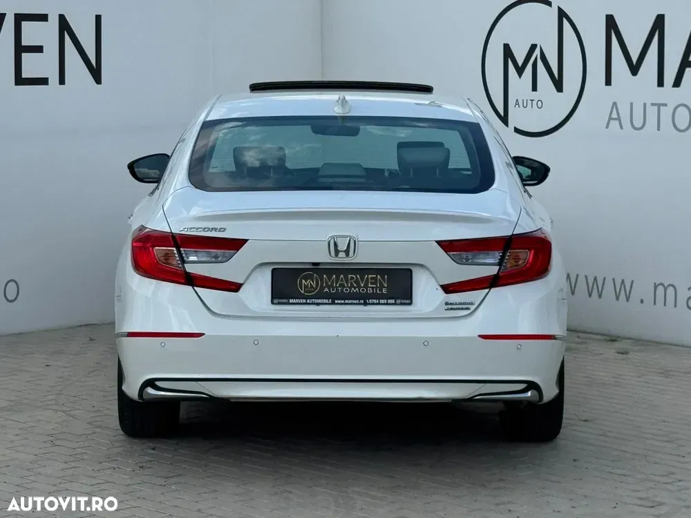 Honda Accord X — imagine 5