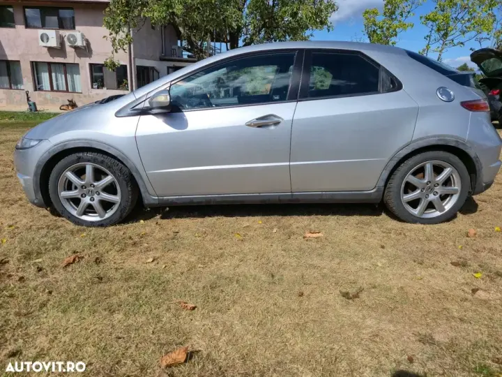 Honda Civic 1.8i Confort