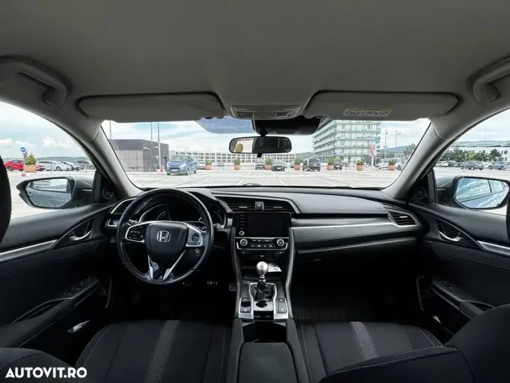 Honda Civic X 1.5 VTEC Turbo Elegance Navi