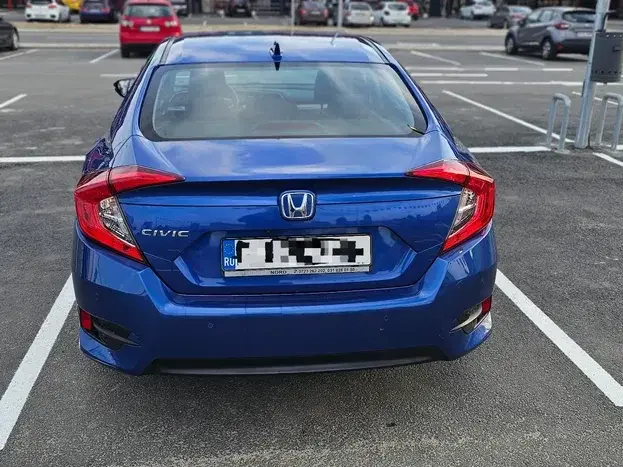 Honda Civic X 1.5 VTEC Turbo Elegance Navi