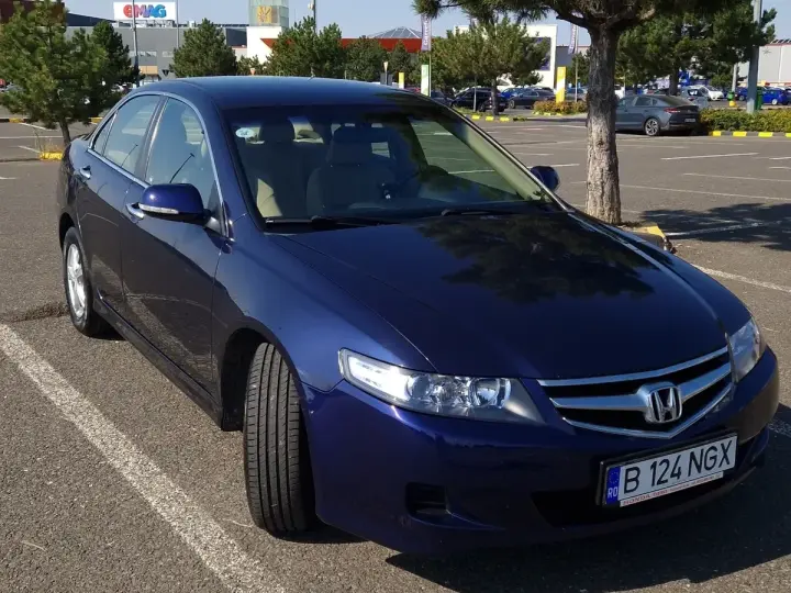 Honda Accord VIII 2.0 i 4 Door ES