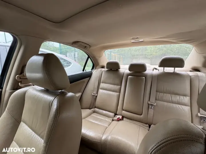 Honda Accord 2.0i Exec