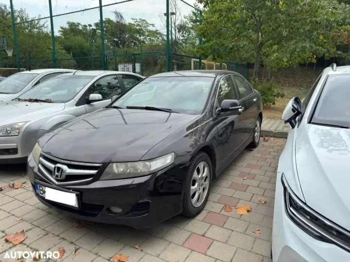 Honda Accord 2.0i Exec