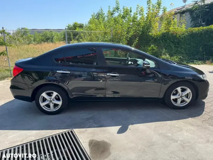 Honda Civic IX 1.8 MT ES