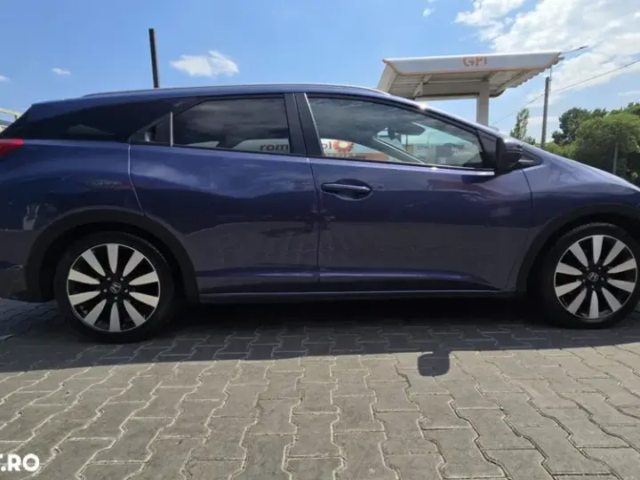 Honda Civic 1.8 i-VTEC MT Elegance Tech-Edition