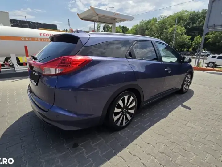 Honda Civic 1.8 i-VTEC MT Elegance Tech-Edition