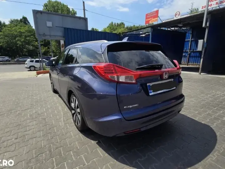 Honda Civic 1.8 i-VTEC MT Elegance Tech-Edition