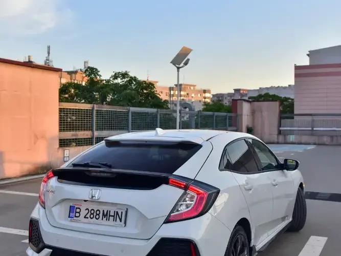Honda Civic X 1.5 VTEC Turbo CVT Sport Plus