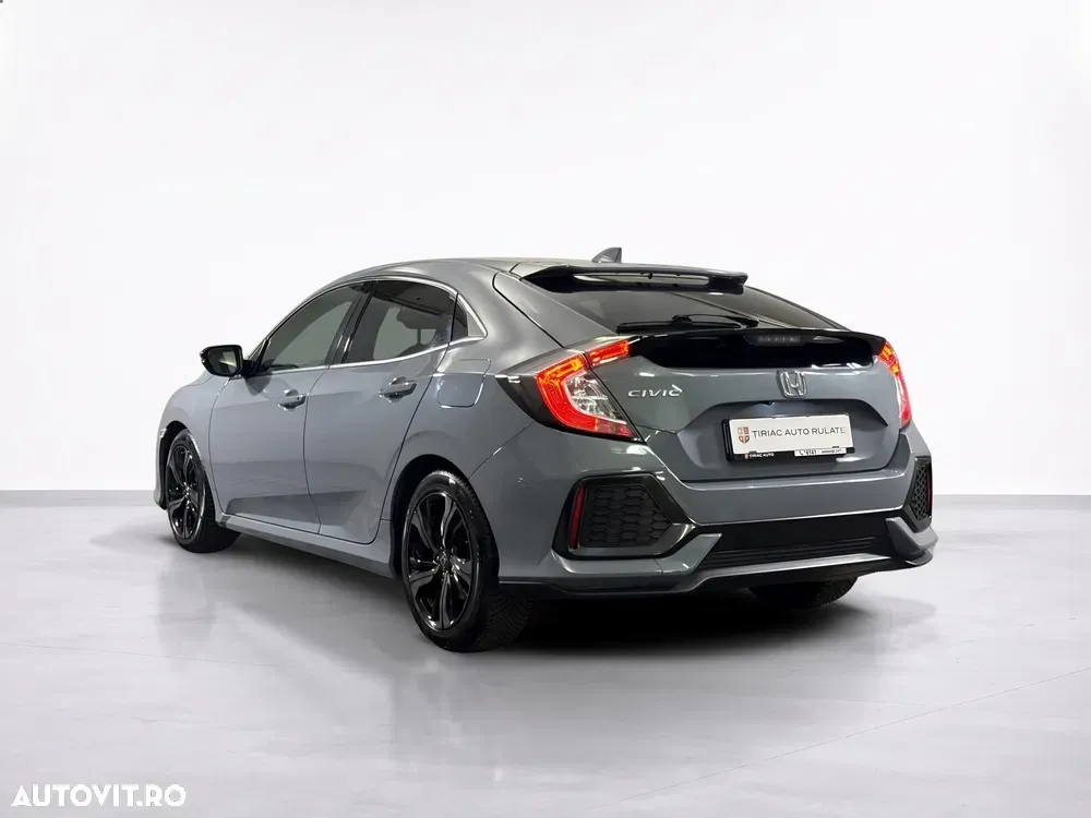 Honda Civic — imagine 3