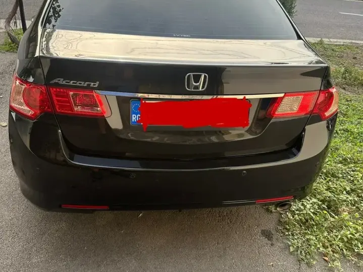 Honda Accord VIII 2.0i MT Executive