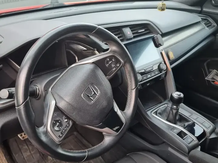 Honda Civic X 1.0 VTEC Turbo Elegance