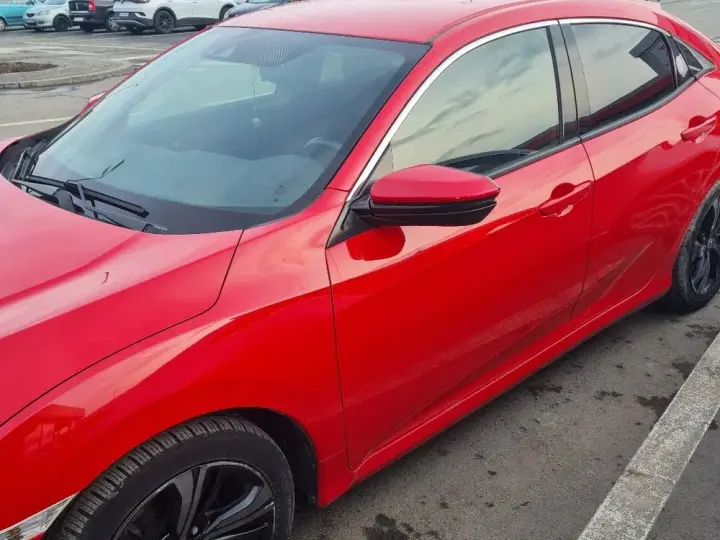 Honda Civic X 1.0 VTEC Turbo Elegance
