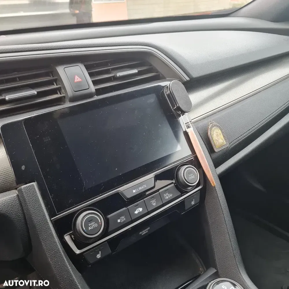 Honda Civic X 1.0 VTEC Turbo Elegance — imagine 6