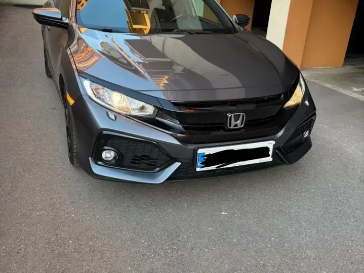 Honda Civic 1.0 VTEC Turbo Elegance Navi