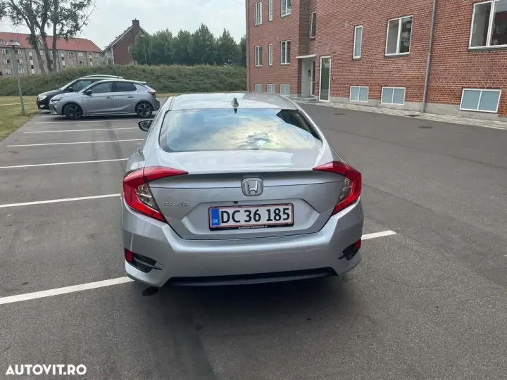 Honda Civic X 1.6 i-DTEC 6MT Comfort