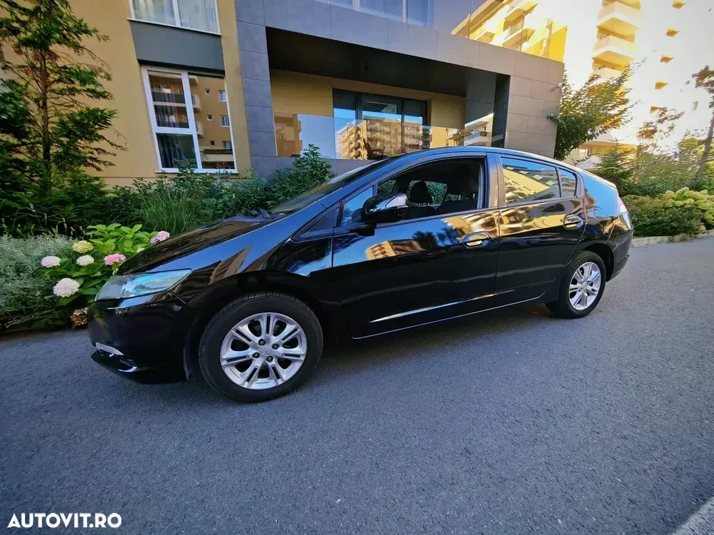 Honda Insight — imagine 3