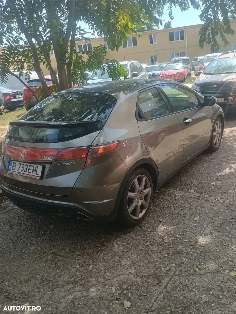 Honda Civic VIII 1.8i-VTEC Comfort — imagine 4
