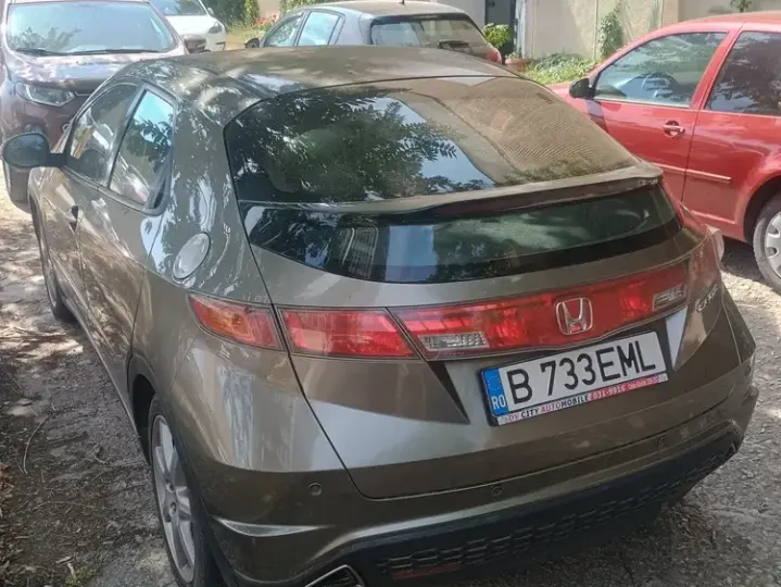 Honda Civic VIII 1.8i-VTEC Comfort