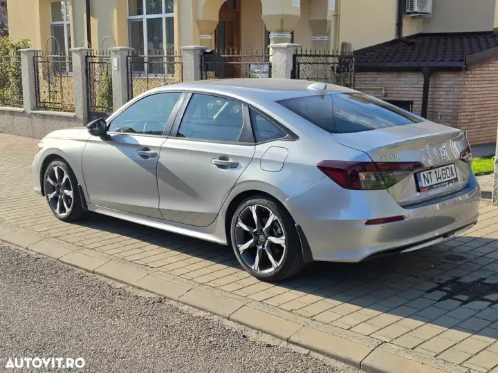 Honda Civic XI 2.0 e:HEV E-CVT Advance