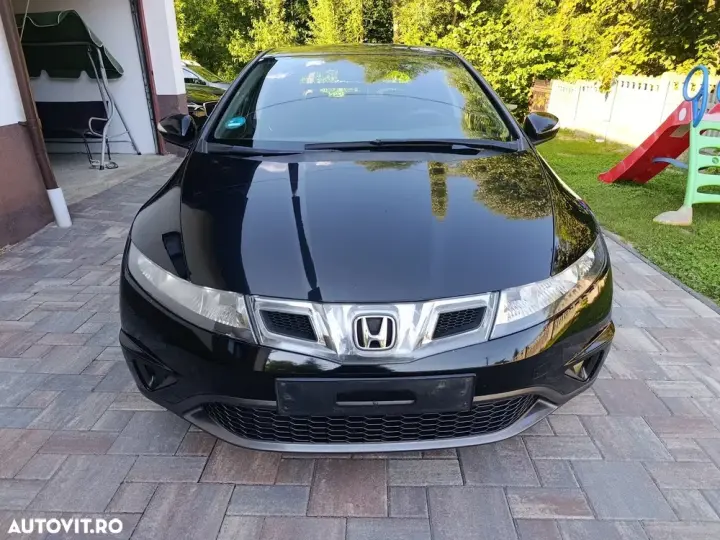 Honda Civic VIII 1.4 SOHC i-VTEC MT Comfort